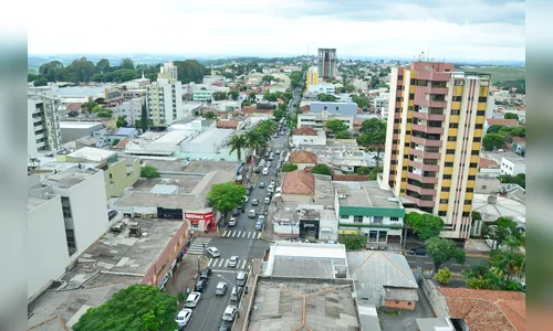Frente fria se aproxima e Simepar prevê pancadas de chuva neste sábado 