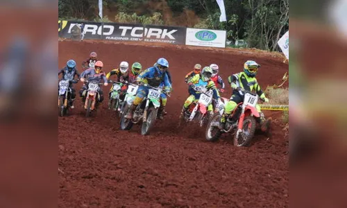 Apucaranenses disputam o PR de Motocross em Mandaguari