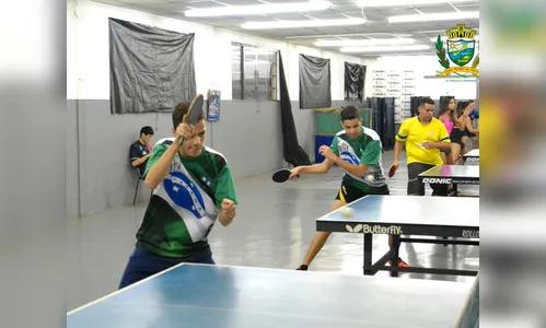 Revelados por São Pedro do Ivaí, mesa-tenistas integram tradicional equipe de Maringá