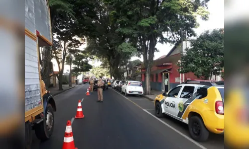 
							PM realiza operações diárias para evitar roubos e coibir o tráfico de drogas
						
						