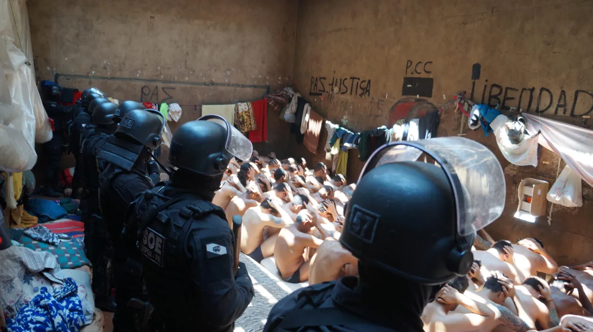Polícia Civil gerencia aproximadamente de 10 mil detentos em carceragens de delegacias. Foto: Cadeia de Ivaiporã/Tribuna do Norte