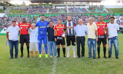 
							Gralha Azul conquista o título do Torneio do Trabalhador em Arapongas
						
						