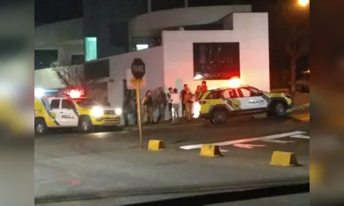 
							Confusão após acidente mobiliza PM na noite de quinta-feira em Apucarana
						
						