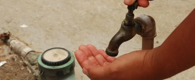 Manutenção em rede pública afeta abastecimento de água em Ivaiporã