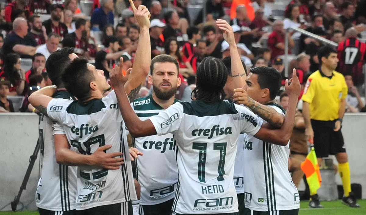Palmeiras teve ótima atuação contra o AtléticoPR (Foto: Ernani Ogata/Codigo19 - REPRODUÇÃO - GAZETA ESPORTIVA)