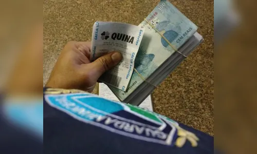 Após serem identificadas, estelionatárias devolvem R$ 20 mil  para idosa que caiu no golpe do bilhete