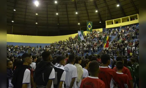 Aberta em Ivaiporã a fase regional dos Jogos Escolares do Paraná