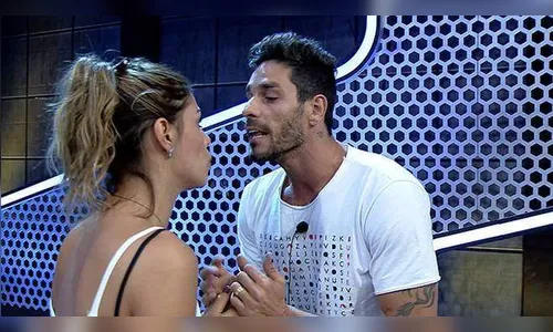 Casal é expulso do Power Couple após ameaça de agressão