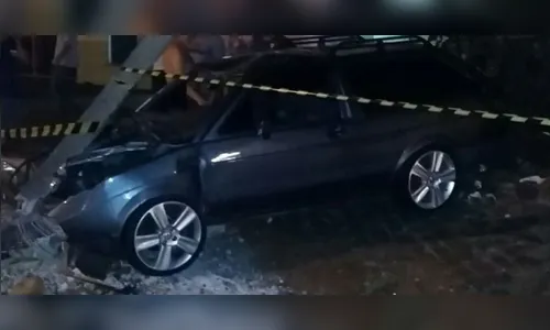 Motorista é preso por embriaguez ao volante após acidente; poste quebra em colisão e deixa região de Apucarana sem luz