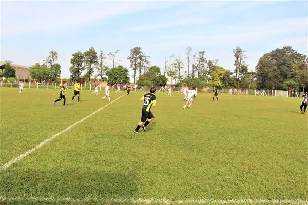 O Arapongas sub-17 vai mandar os jogos do Paranaense no Centro Social Urbano - Foto: Divulgação