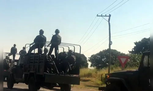 Exército inicia desbloqueio de rodovias