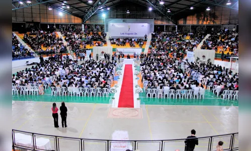 Mais de  330 casais oficializam a união em Arapongas