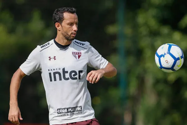 O meia Nenê foi destaque do São Paulo na vitória sobre o América-MG pelo Brasileirão - Foto: Folhapress