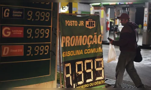 Quatro litros de gasolina por R$ 50 e gás a R$ 200 são ofertas de classificados online em Apucarana