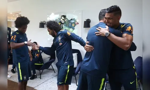 Marcelo e Casemiro chegam e Seleção Brasileira está completa em Londres