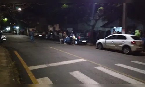 Fila para comprar gás de cozinha não para de crescer em Apucarana