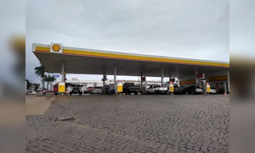 
							Confira os postos que estão abastecendo em Apucarana e região
						
						