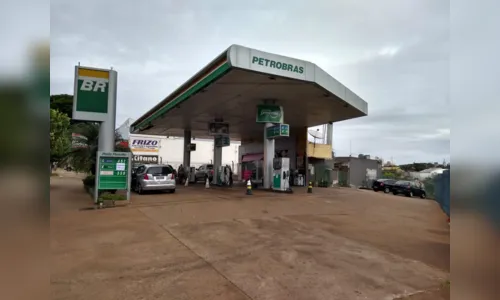
							Confira os postos que estão abastecendo em Apucarana e região
						
						