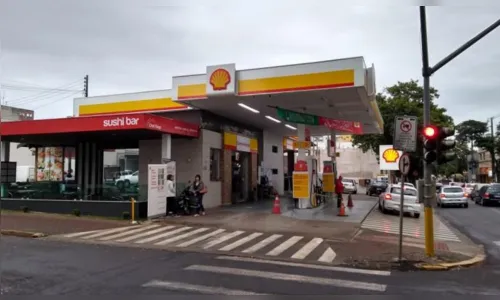 
							Confira os postos que estão abastecendo em Apucarana e região
						
						