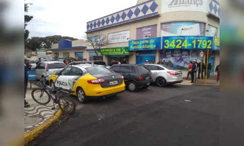 
							Acidente no centro de Apucarana envolve 4 veículos e deixa homem gravemente ferido
						
						