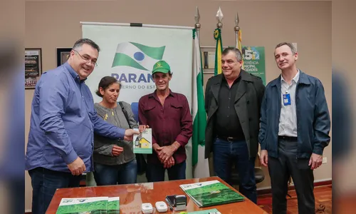 Apucarana entrega 06 casas através do Programa Nacional de Habitação Rural