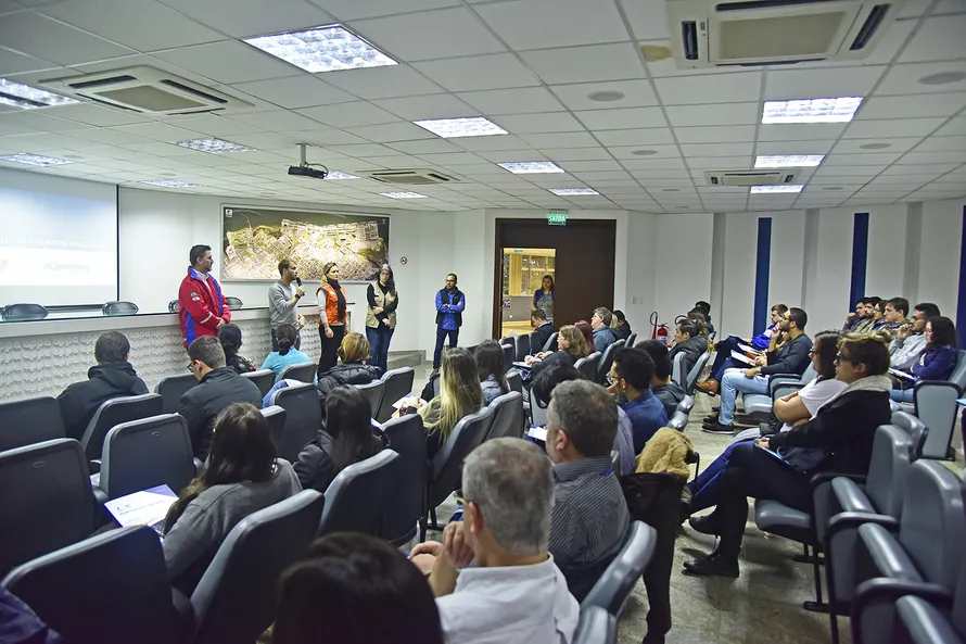 A Administração dos Portos de Paranaguá e Antonina (Appa) promoveu nesta terça-feira (5) – Dia Mundial do Meio Ambiente – a segunda edição do curso Sustentabilidade na Gestão Portuária. O evento ocorreu na sede do órgão, em Paranaguá, e foi aberto à comunidade da região litorânea do Estado. Foto: Ivan Bueno/APPA