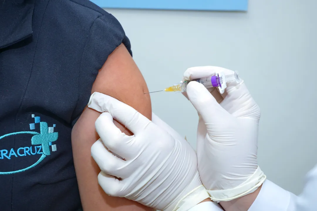 Apucarana alcança 81% da meta de vacinação