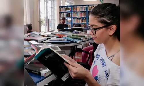 Oficina de libras começa nesta quarta-feira na Biblioteca Municipal de Apucarana