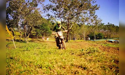 Lolo Anton vence mais uma e segue invicto no Paranaense de Enduro FIM