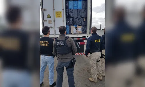 Carga de cigarros contrabandeados avaliada em R$ 2 milhões é apreendida no PR