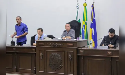 Vereadores querem mudar sessão para período da tarde em Arapongas