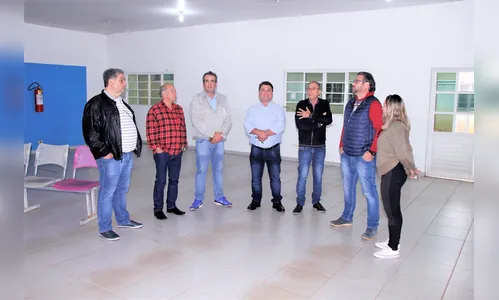 Prefeito visita prédio do antigo 24 horas antes do início das reformas