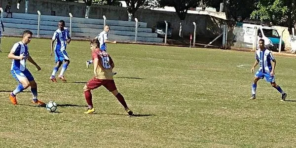 O Campeonato Amador Regional da Liga de Maringá prossegue neste domingo à tarde - Foto: Divulgação