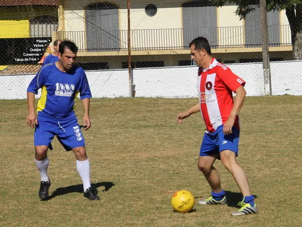 A Copa dos Pais de Futebol Suíço está na reta final em Apucarana - Foto: www.oesporte.com.br