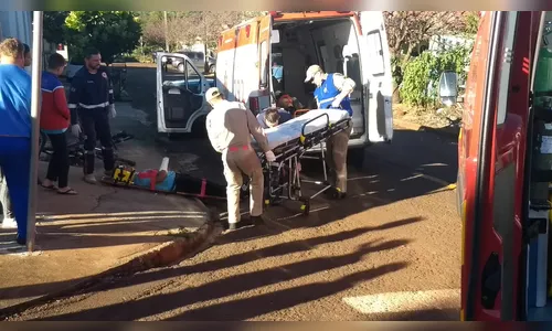 Ciclistas ficam feridos após baterem de frente em curva no Jardim Iguatemi