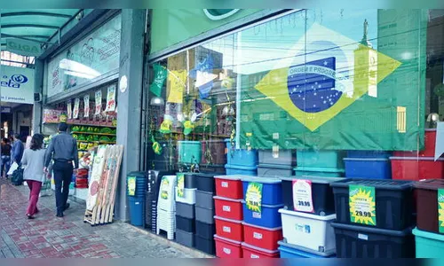 Saiba como fica o horário do comércio para os jogos da Copa do Mundo em Apucarana