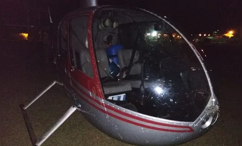 Helicóptero com 148 kg de cocaína e crack faz pouso de emergência no norte do Paraná