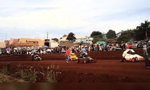 Pilotos de Apucarana e Novo Itacolomi vencem a quinta etapa no Kartcross