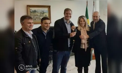 Agência do Trabalhador recebe automóvel