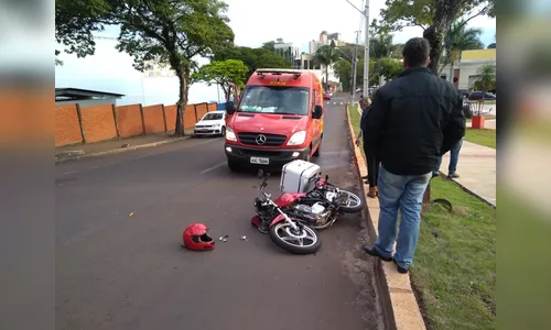 Motociclista fica ferido após acidente no centro de Apucarana