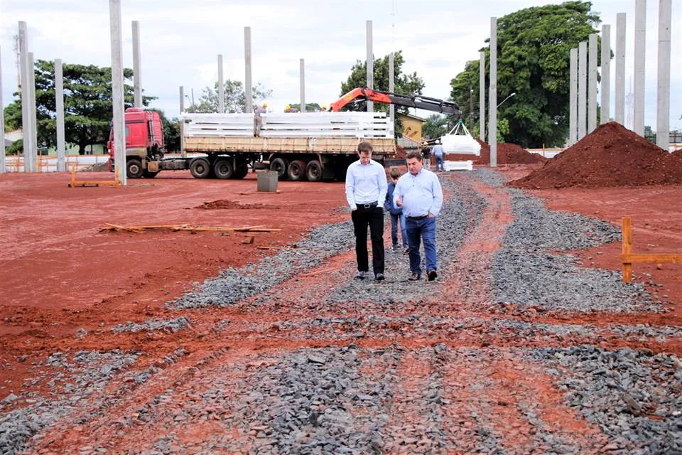 Encontro entre prefeito e empresário aconteceu nesta semana. (foto - reprodução)