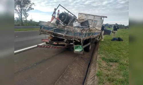 
							Trabalhador fica ferido após acidente entre caminhões em Apucarana 
						
						