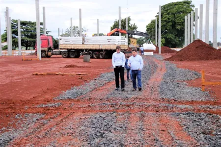 Encontro entre prefeito e empresário aconteceu nesta semana. (foto - reprodução)