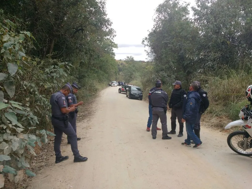 Corpo de menina desaparecida em Araçariguama é encontrado ao lado de patins (Foto: Divulgação/PM)