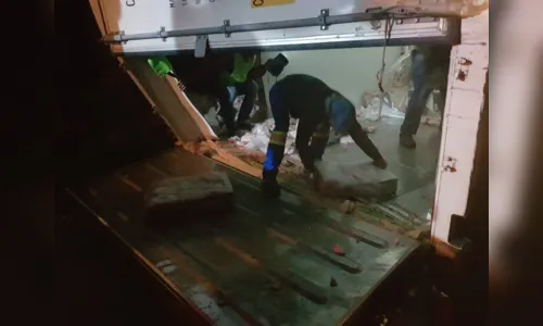 
							PRF impede saque de carga após acidente em Ortigueira
						
						