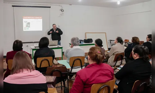 Vigilância Sanitária ministra capacitação para empreendedoras da Rede Mulher de Gastronomia