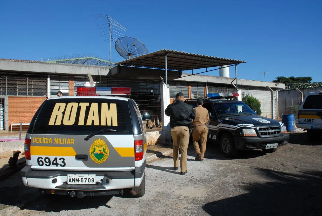 Superlotação no minipresídio de Apucarana exige atenção redobrada na vigilância, dizem agentes carcerários - Foto: Delair Garcia/TN