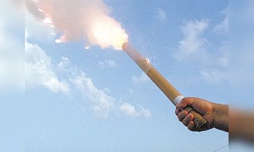 Rapaz fica ferido ao soltar rojão durante o 1º jogo do Brasil na Copa 2018