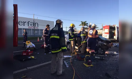 Quatro pessoas morrem após acidente na manhã deste domingo em Arapongas