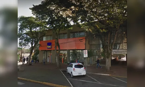 Alarme de agência bancária dispara durante a madrugada e mobiliza PM
